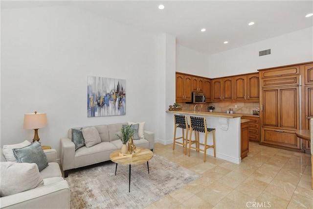 123 Costa Brava, Laguna Niguel, CA 92677 - living room with high vaulted ceiling and recessed lighting