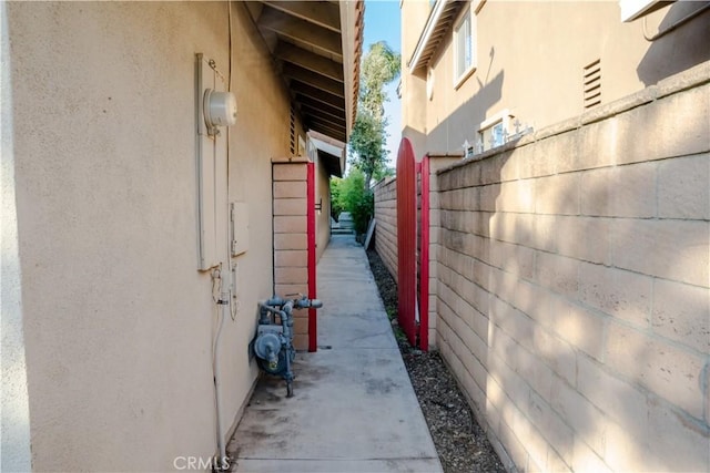 1551 Dominguez Ranch Rd, Corona, CA 92882 - view of side of property with stucco siding