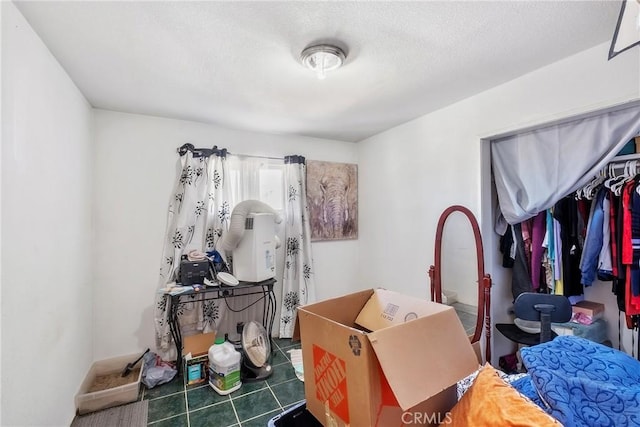 260 Pierce Ave, Barstow, CA 92311 - view of bedroom