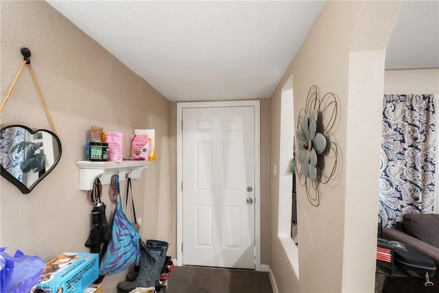 260 Pierce Ave, Barstow, CA 92311 - foyer with carpet