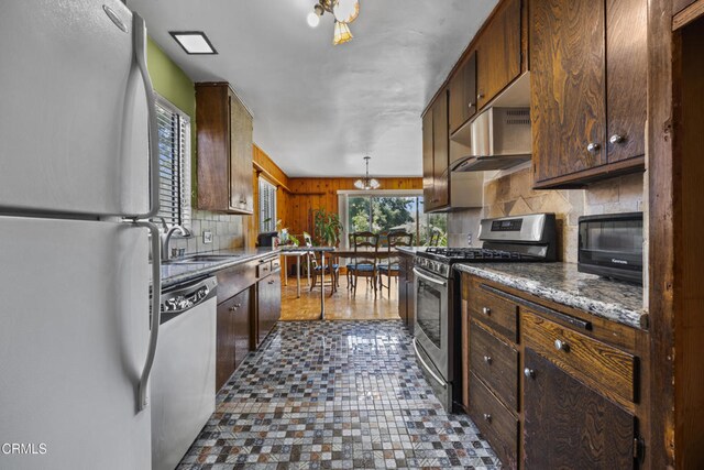 4156 Aralia Rd, Altadena, CA 91001 - photo 11