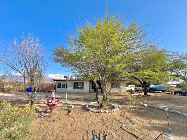 23079 Minnetonka Rd, Apple Valley, CA 92308 - view of front facade