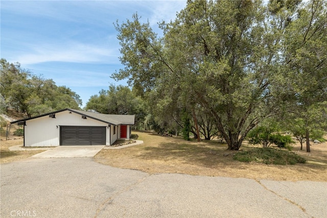 42490 Ranger Circle Way, Coarsegold, CA 93614 - view of front of home with driveway and a garage