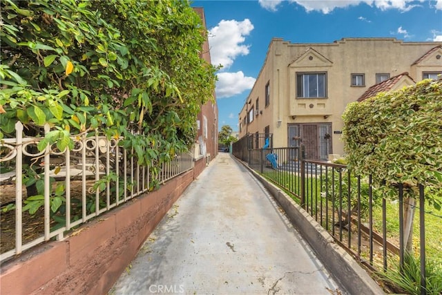 2006 S Harcourt Ave, Los Angeles, CA 90016 - view of concrete road