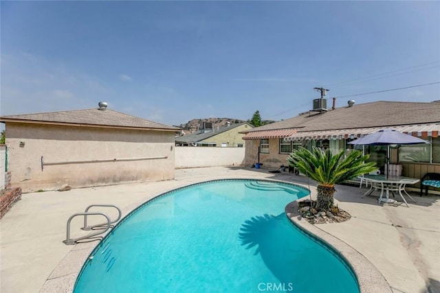 8321 Outland View Dr, Sun Valley, CA 91352 - photo 35