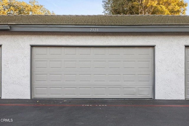 2328 N H St, Oxnard, CA 93036 - view of garage