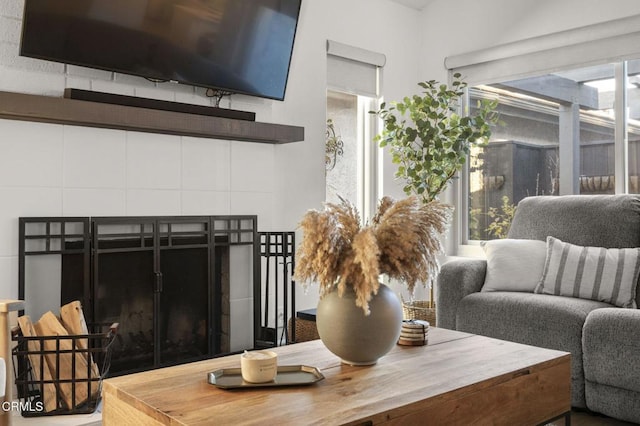 2328 N H St, Oxnard, CA 93036 - living area featuring a tile fireplace
