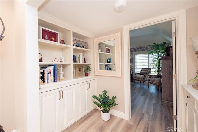 890 El Mirador, Upland, CA 91784 - hallway featuring light wood-type flooring and baseboards
