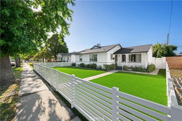 single story home with covered porch