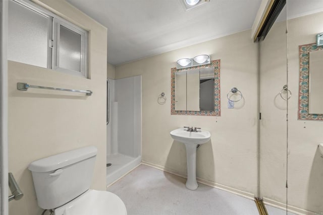 29131 Half Moon Trl, Pine Valley, CA 91962 - full bath featuring toilet, a stall shower, and baseboards