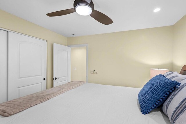 515 S Sierra Ave Unit 130, Solana Beach, CA 92075 - bedroom featuring recessed lighting, a ceiling fan, and a closet