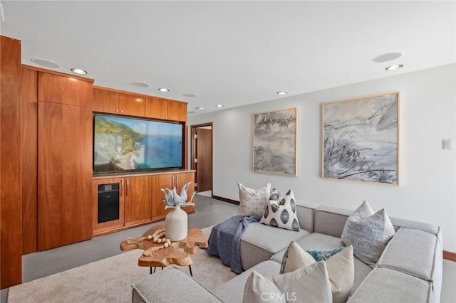31532 Valido Rd, Laguna Beach, CA 92651 - living area with recessed lighting and baseboards