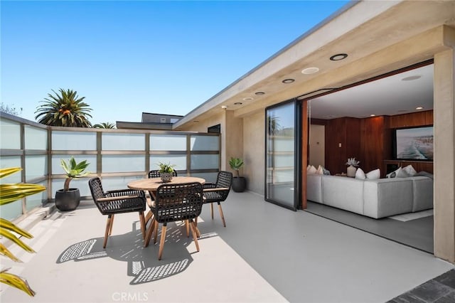 31532 Valido Rd, Laguna Beach, CA 92651 - view of patio featuring outdoor dining space
