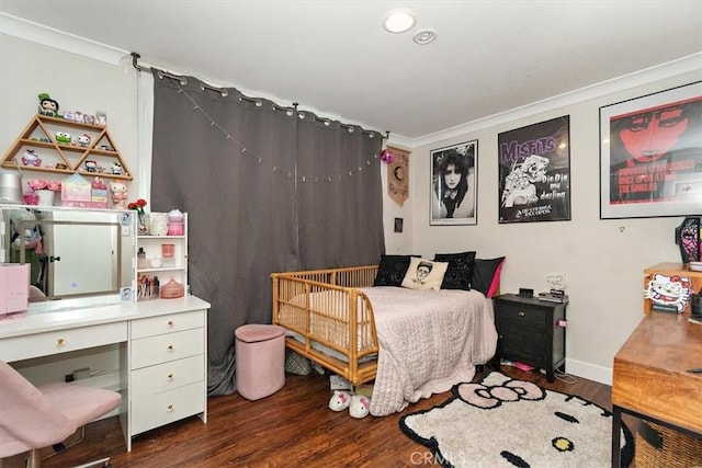 12113 Beverly Blvd Unit A, Whittier, CA 90601 - bedroom with wood finished floors, crown molding, an office area, and baseboards