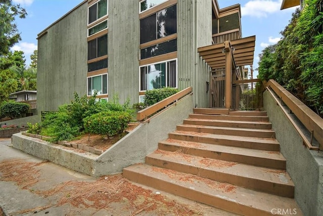 12113 Beverly Blvd Unit A, Whittier, CA 90601 - view of property with stairs