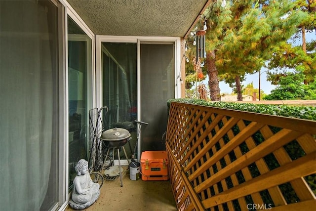 12113 Beverly Blvd Unit A, Whittier, CA 90601 - balcony with grilling area