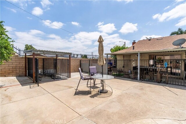 19264 Casmalia St, Rialto, CA 92377 - view of patio