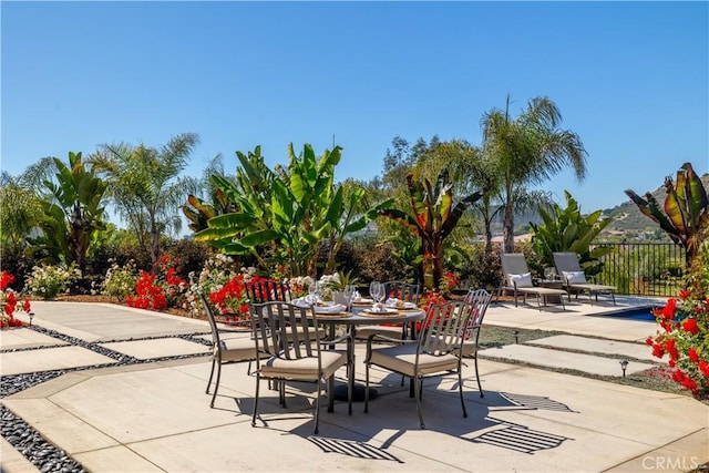 1088 Via Conca Doro, Vista, CA 92084 - view of patio featuring outdoor dining area