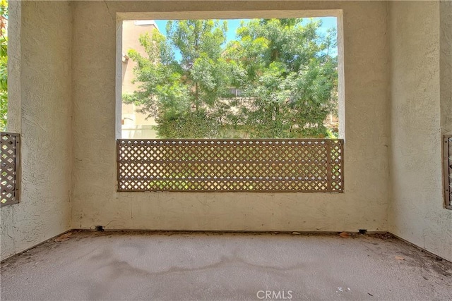 300 N El Molino Ave Unit 118, Pasadena, CA 91101 - unfurnished room with healthy amount of natural light and a textured wall