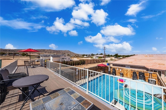 10779 Mills Rd, Apple Valley, CA 92308 - view of wooden terrace