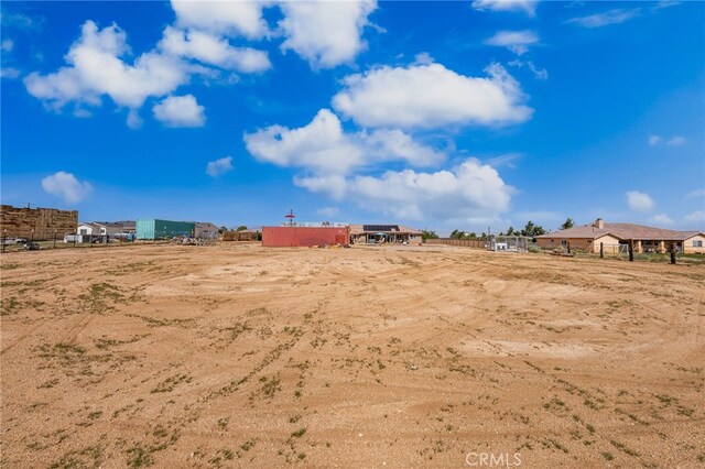 10779 Mills Rd, Apple Valley, CA 92308 - view of yard