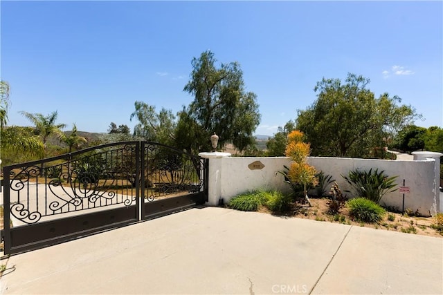 3610 Monserate Hill Ct, Fallbrook, CA 92028 - view of gate