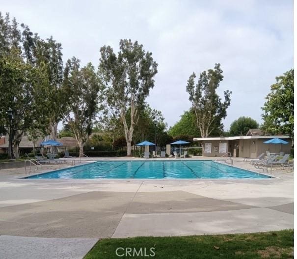 18 Goldenbush, Irvine, CA 92604 - community pool with a patio area