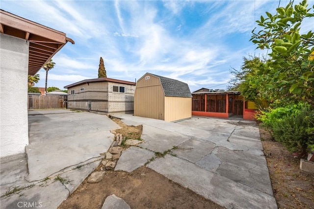 216 E El Segundo Blvd, Los Angeles, CA 90061 - view of patio / terrace