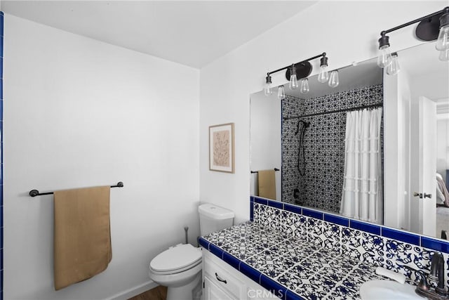 1635 Bee Canyon Rd, Arroyo Grande, CA 93420 - bathroom featuring toilet, tiled shower, vanity, and wood finished floors