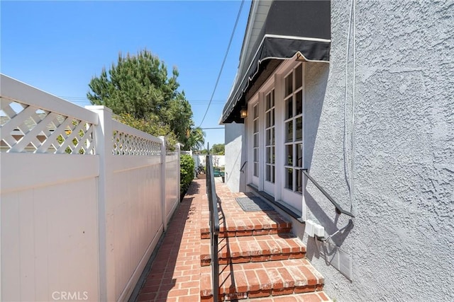 1113 Hollydale Dr, Fullerton, CA 92831 - view of patio
