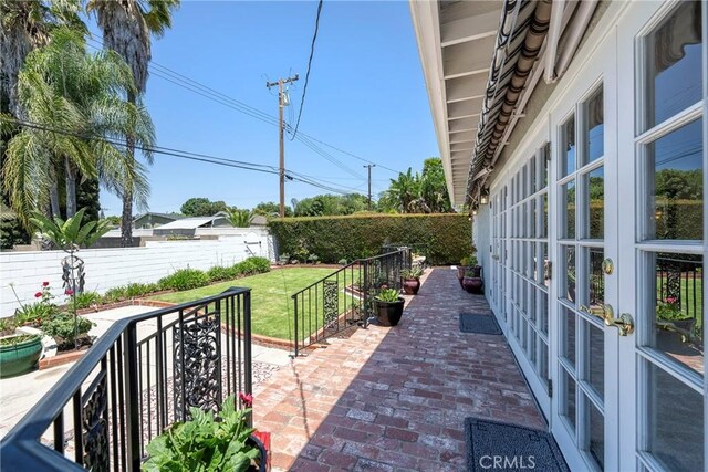 1113 Hollydale Dr, Fullerton, CA 92831 - view of patio
