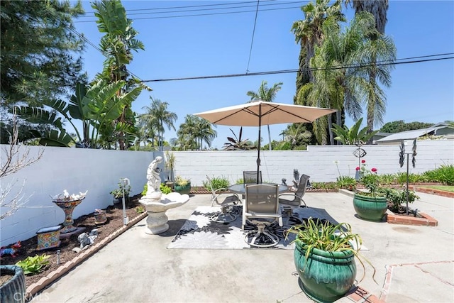 1113 Hollydale Dr, Fullerton, CA 92831 - fenced backyard featuring a patio area and outdoor dining area