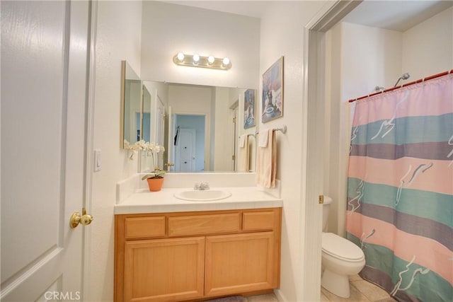 932 Provance Ave, Santa Maria, CA 93458 - full bathroom featuring toilet, vanity, tile patterned floors, and curtained shower