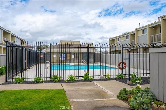 1213 W Cypress Ave Unit D, Lompoc, CA 93436 - view of community pool