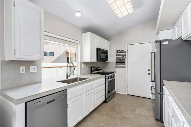 7905 Valencia Ct, Highland, CA 92346 - photo 7