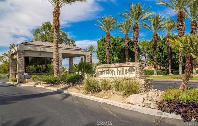 316 Forest Hills Dr, Rancho Mirage, CA 92270 - view of community / neighborhood sign