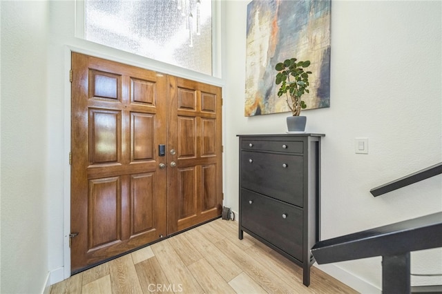 528 San Andres Dr, Solana Beach, CA 92075 - foyer featuring light wood-style floors