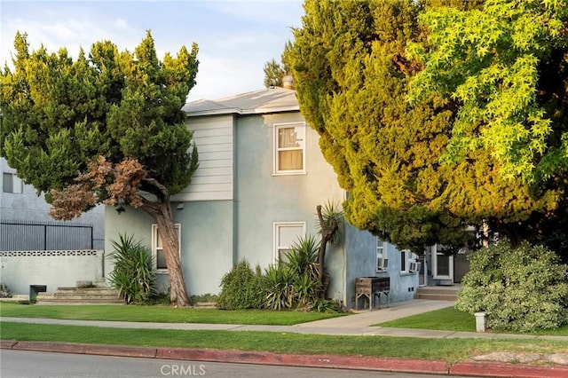 1608 Grismer Ave, Burbank, CA 91504 - photo 1
