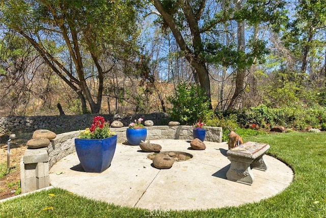 5 Sycamore Valley Rd, Chico, CA 95973 - view of patio / terrace