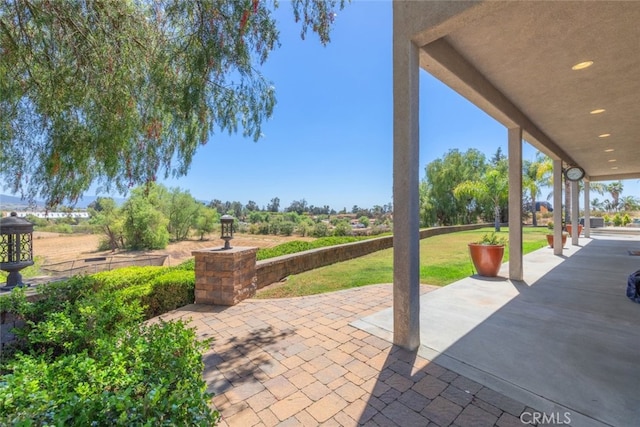38855 Bella Vista Rd, Temecula, CA 92592 - view of patio