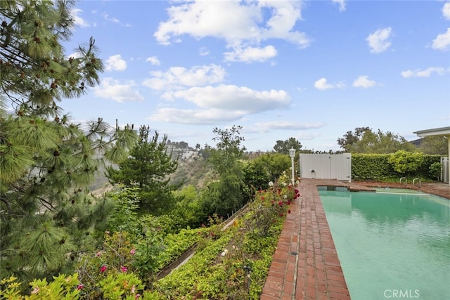 10835 Savona Rd, Los Angeles, CA 90077 - view of swimming pool