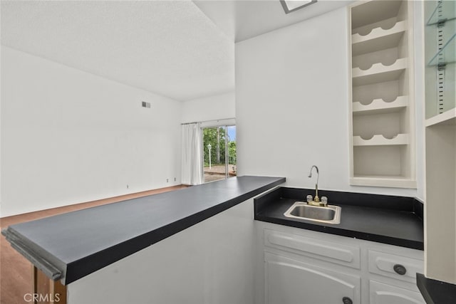 10835 Savona Rd, Los Angeles, CA 90077 - bar area featuring a sink and built in shelves