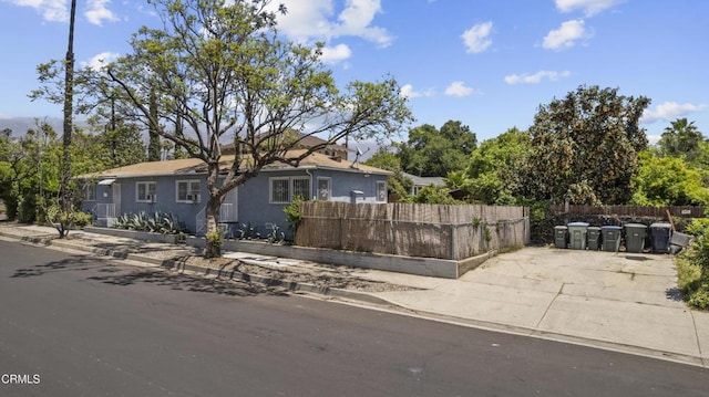 view of front of home featuring stucco siding