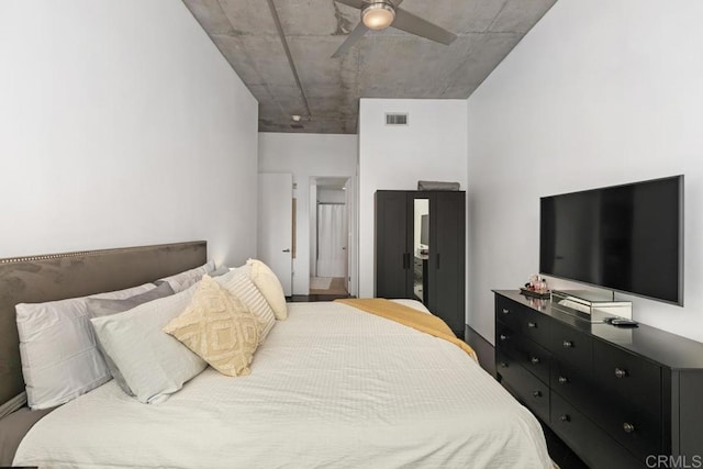 527 10th Ave Unit 611, San Diego, CA 92101 - bedroom featuring ceiling fan