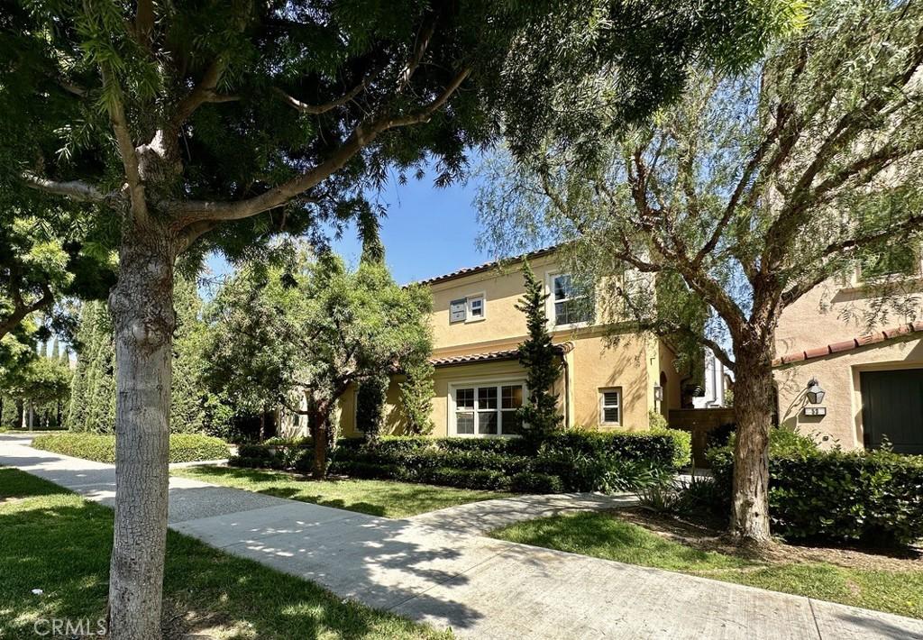 view of front of home featuring stucco siding