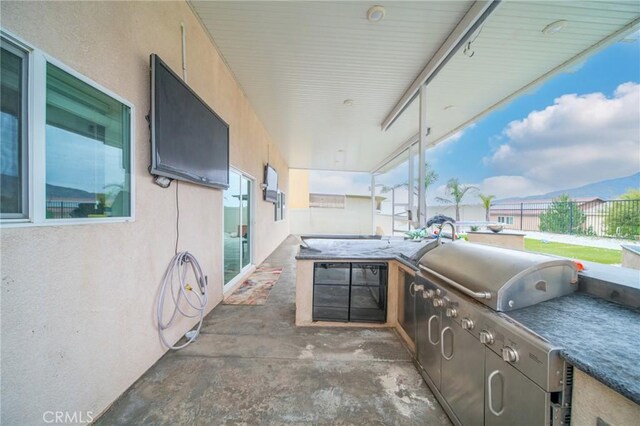 3344 Pokeroot Ln, San Bernardino, CA 92407 - view of patio with exterior kitchen