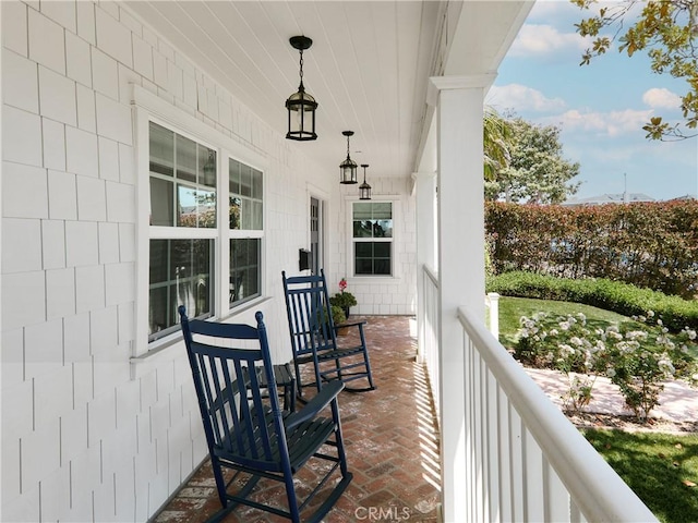 6443 W 81st St, Los Angeles, CA 90045 - view of porch