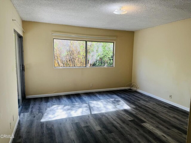 1810 Ramona Ave Unit 15, South Pasadena, CA 91030 - unfurnished room featuring wood finished floors and a textured ceiling