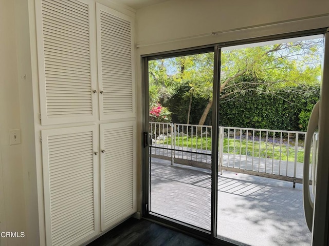 1810 Ramona Ave Unit 15, South Pasadena, CA 91030 - doorway with dark wood-type flooring