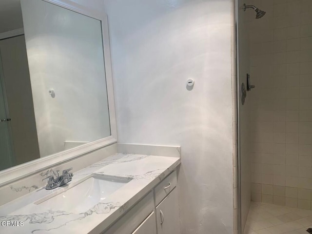 1810 Ramona Ave Unit 15, South Pasadena, CA 91030 - full bathroom with vanity and a shower stall
